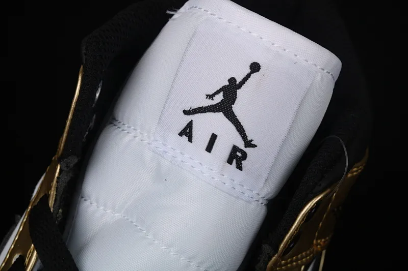 All Categories Air Jordan Jordan Series Basketball Shoes Air Jordan 1 Mid Air Jordan 1 Mid "Metallic Gold" AJ1 Joe 1 Zhongbang Platinum Color DC1419-700